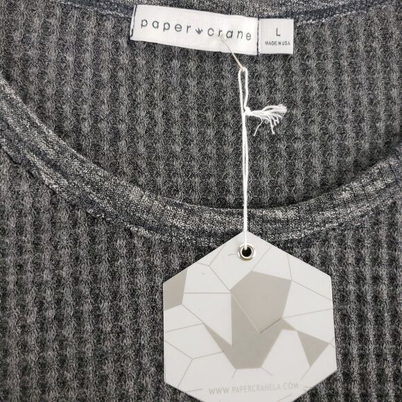 NEW!! Paper Crane SIZE L Gray Cold Shoulder Boho Long Sleeve Blouse Top Waffle - Picture 7 of 12